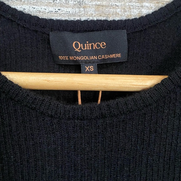 Quince Cashmere Tank - Picture 2 of 5